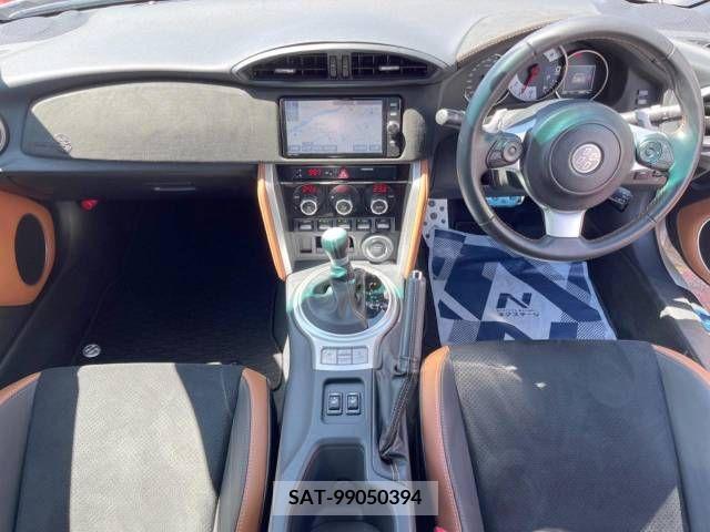 Toyota 86 2016-09 321165-1