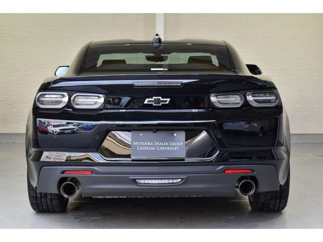 Chevrolet CAMARO 2021-05 22924-7