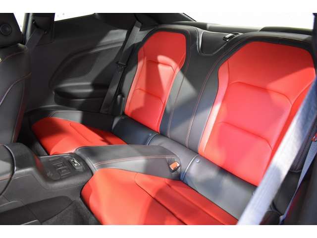 Chevrolet CAMARO 2021-05 22924-15