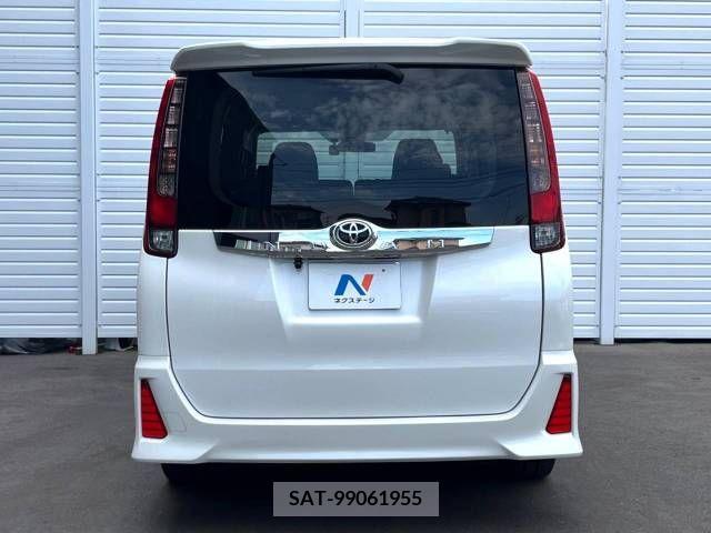 Toyota NOAH 2016-07 321479-16