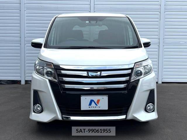 Toyota NOAH 2016-07 321479-13