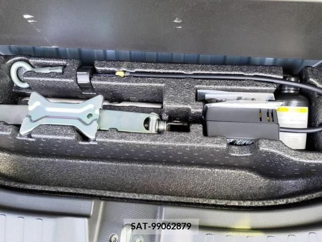 Honda N BOX CUSTOM 2018-03 351749-27