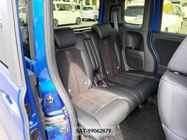 Honda N BOX CUSTOM 2018-03 351749-23