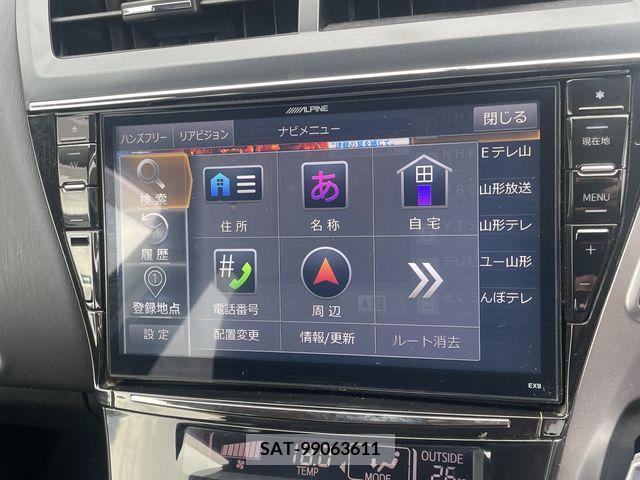 Toyota PRIUS ALPHA 2015-11 330088-11