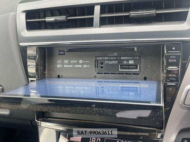Toyota PRIUS ALPHA 2015-11 330088-14