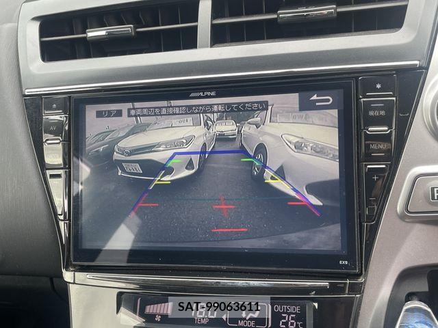 Toyota PRIUS ALPHA 2015-11 330088-13