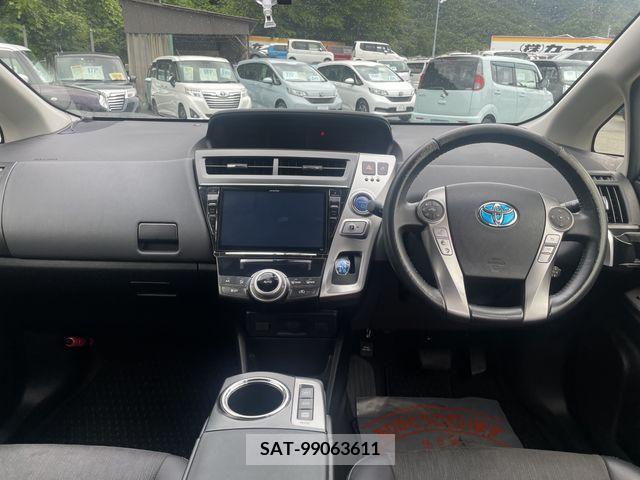 Toyota PRIUS ALPHA 2015-11 330088-3