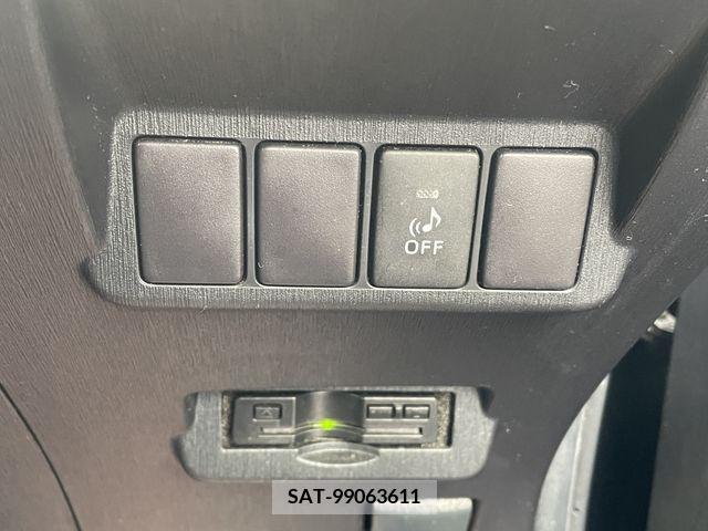 Toyota PRIUS ALPHA 2015-11 330088-17