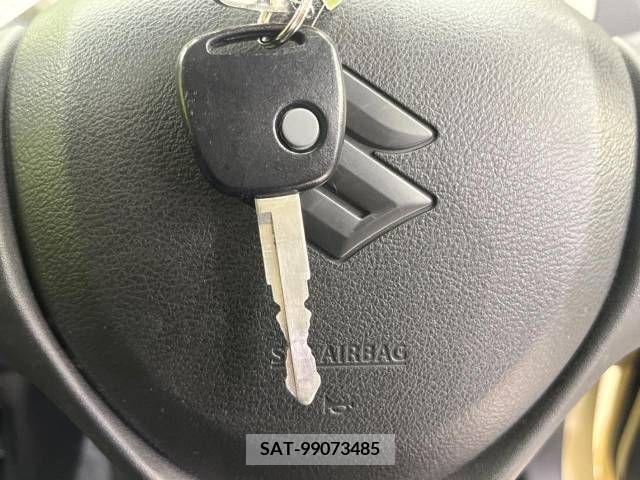 Suzuki ALTO 2019-03 305133-5