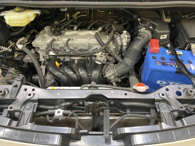 Toyota VOXY 2017-03 196690-18