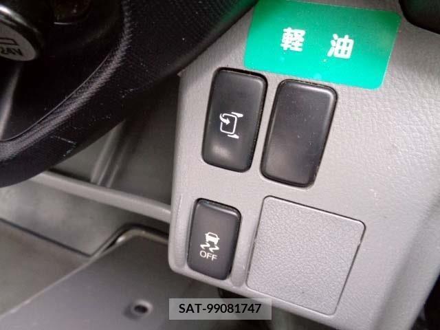 Hino DUTRO 2017-02 222507-8