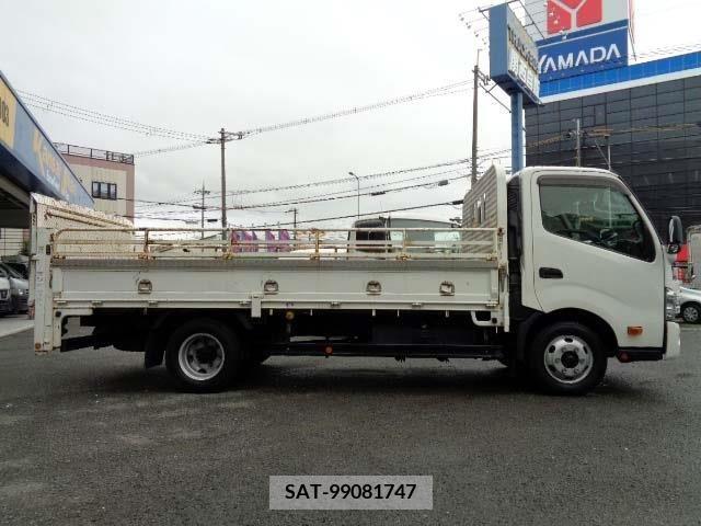 Hino DUTRO 2017-02 222507-18