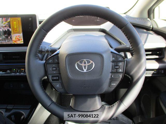 Toyota PRIUS 2024-02 282181-11