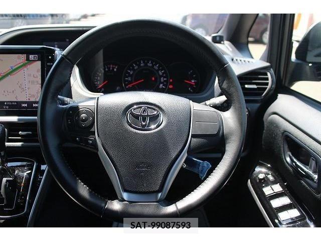 Toyota VOXY 2018-12 321593-17