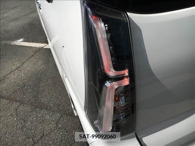 Daihatsu TANTO CUSTOM 2023-01 211330-3
