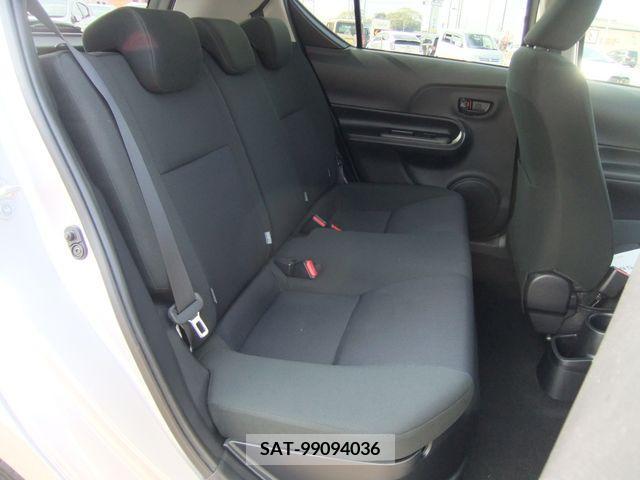 Toyota AQUA 2017-03 314273-13