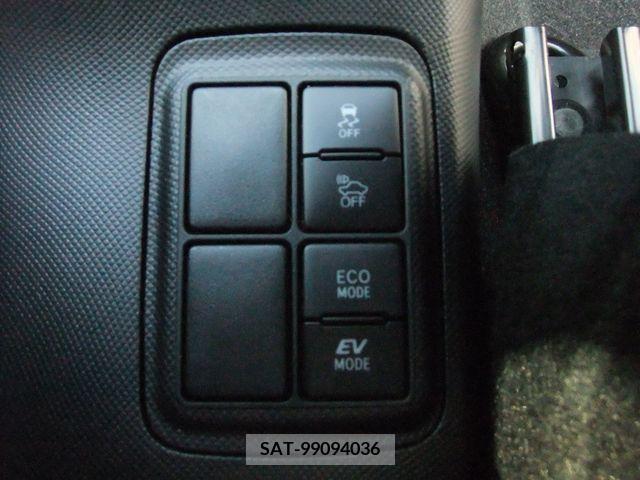 Toyota AQUA 2017-03 314273-7