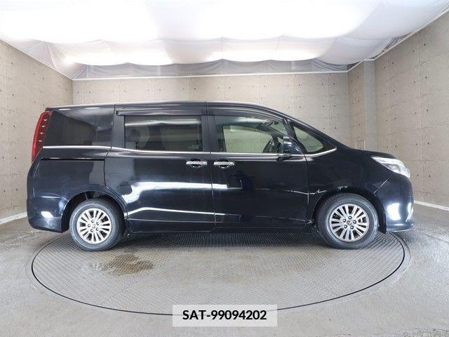 Toyota ESQUIRE 2016-01 359778-22