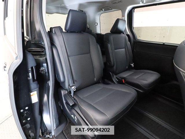Toyota ESQUIRE 2016-01 359778-4