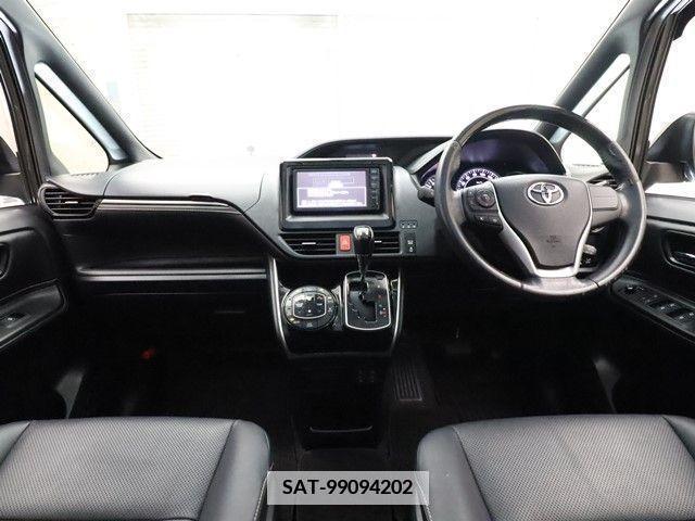 Toyota ESQUIRE 2016-01 359778-2