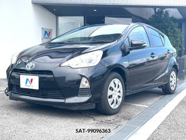 Toyota AQUA 2014-06 356332-17