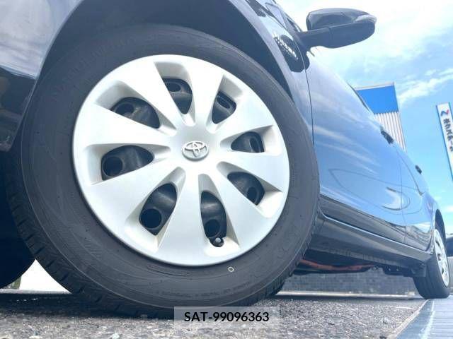 Toyota AQUA 2014-06 356332-12
