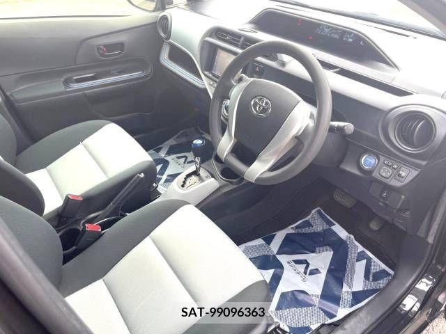 Toyota AQUA 2014-06 356332-8