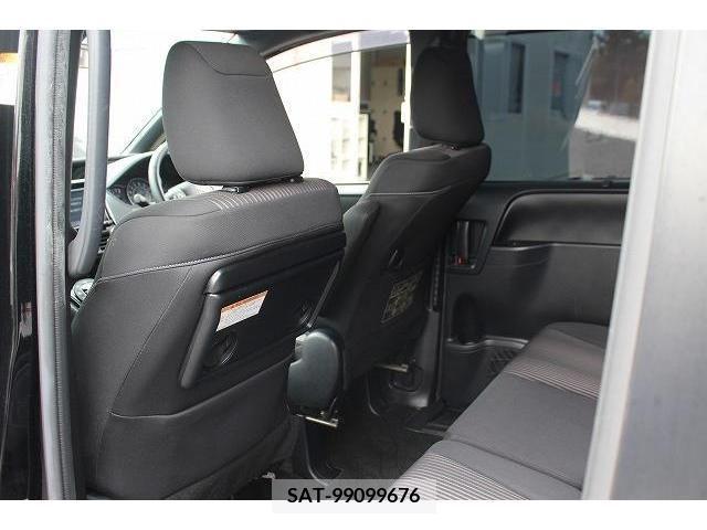 Toyota VOXY 2017-09 236002-15