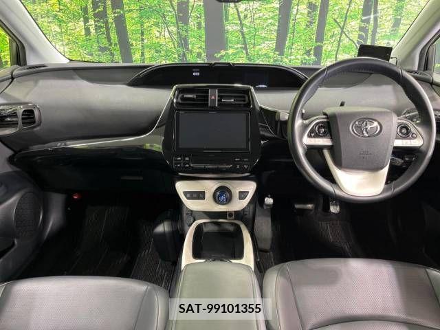 Toyota PRIUS 2016-04 239974-1