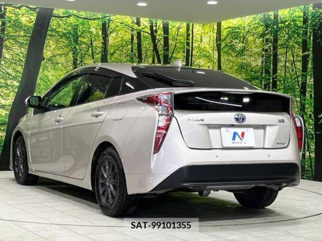 Toyota PRIUS 2016-04 239974-17
