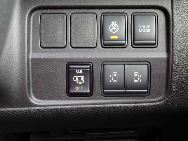 Nissan SERENA 2019-11 183698-17