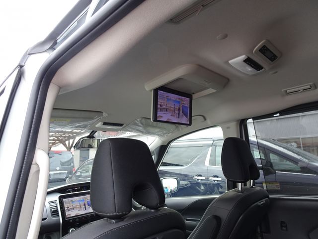 Nissan SERENA 2019-11 183698-24