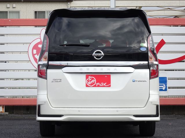 Nissan SERENA 2019-11 183698-5