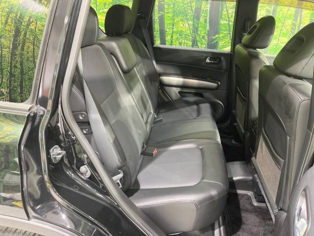 Nissan X-TRAIL 2011-07 12277-9