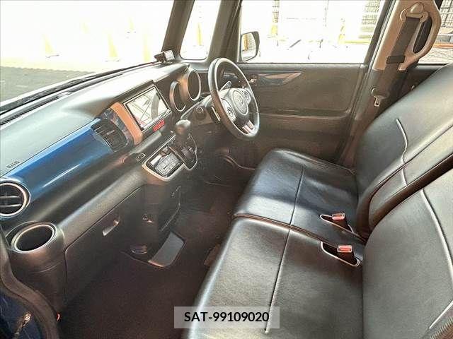 Honda N BOX 2014-04 364438-13