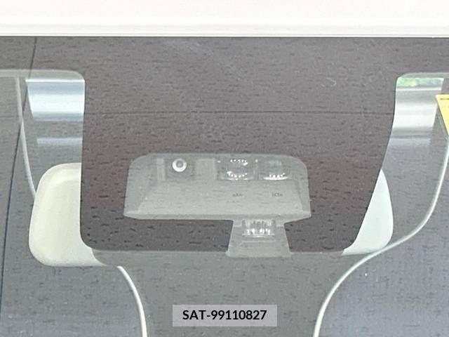 Suzuki ALTO 2019-04 305151-2