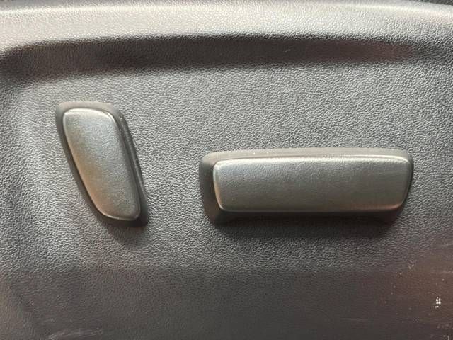 Toyota HILUX 2022-05 194307-6