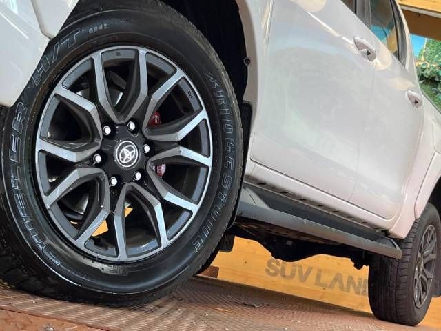 Toyota HILUX 2022-05 194307-14