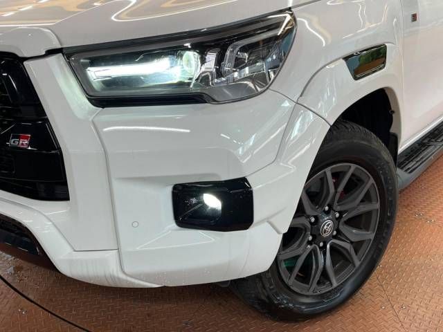 Toyota HILUX 2022-05 194307-13