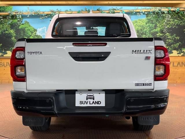 Toyota HILUX 2022-05 194307-16