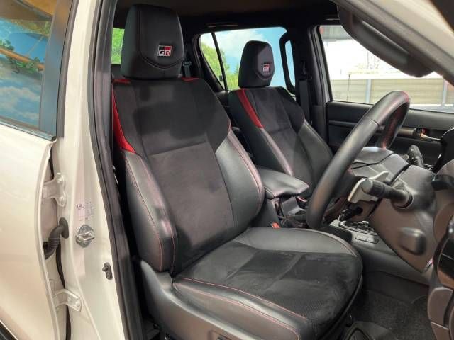 Toyota HILUX 2022-05 194307-10