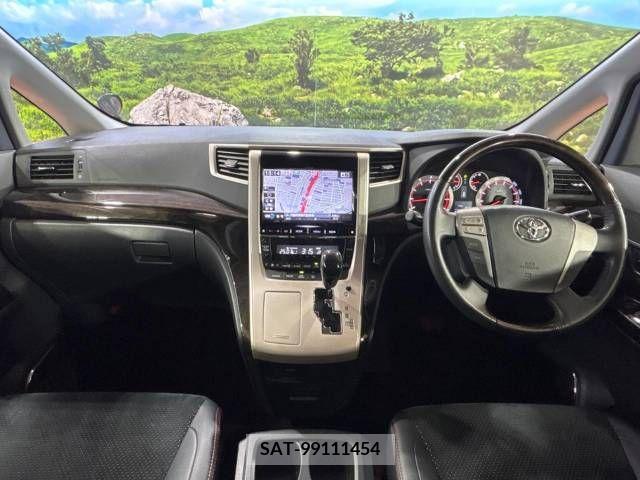 Toyota VELLFIRE 2013-12 299933-1