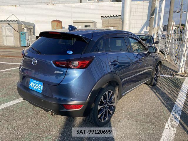 Mazda CX-3 2018-11 390182-1