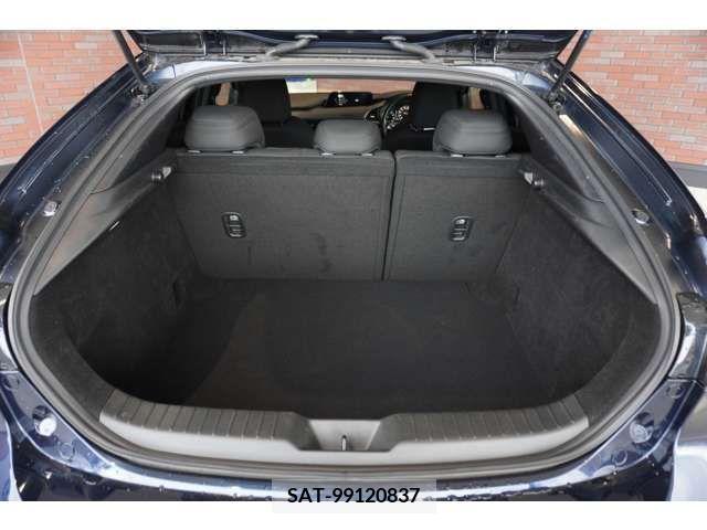 Mazda MAZDA3 2021-12 372641-8