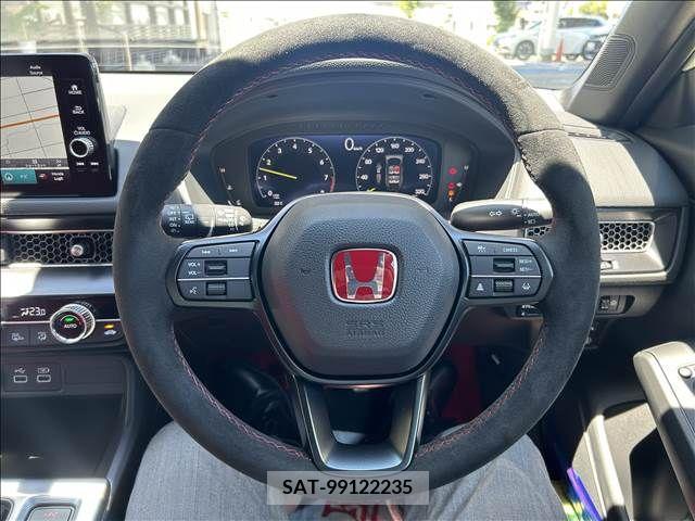 Honda CIVIC 2024-05 357924-6