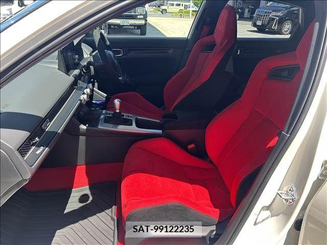 Honda CIVIC 2024-05 357924-13