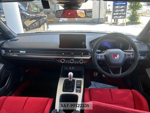 Honda CIVIC 2024-05 357924-2