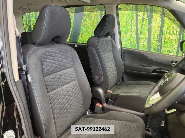Nissan SERENA 2017-05 367795-11