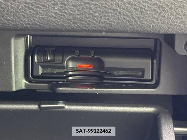 Nissan SERENA 2017-05 367795-7