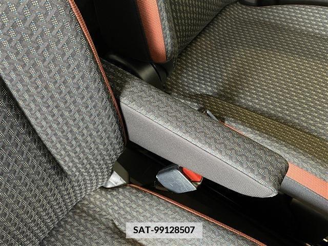 Suzuki HUSTLER 2021-01 382488-25